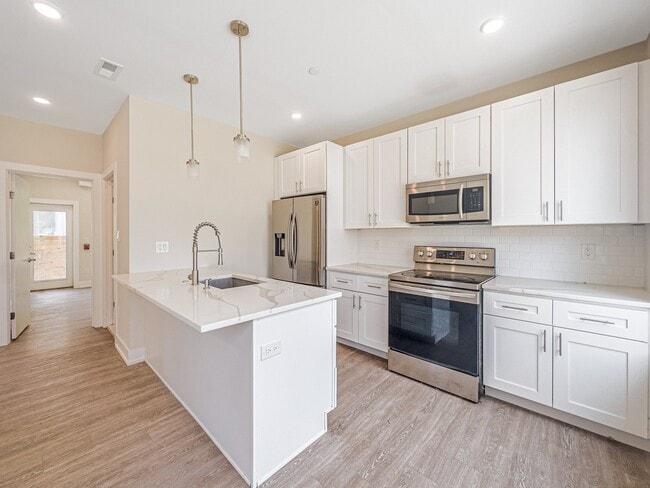 property at 2155 N Darien St