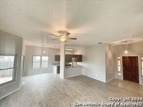 13031 Feather Ridge Dr in San Antonio, TX - Building Photo - Building Photo