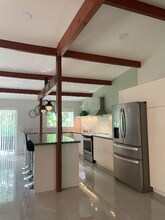 1725 NE 2nd Ave in Fort Lauderdale, FL - Building Photo - Building Photo