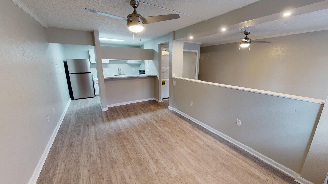 Summit at Campus Edge in Tallahassee, FL - Building Photo