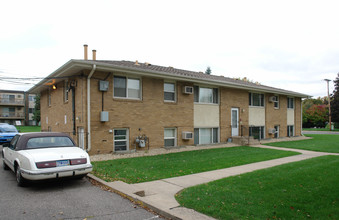 36th Ave Apartments in Crystal, MN - Building Photo - Building Photo