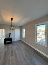 314 Dartmouth St, Unit 2 in New Bedford, MA - Foto de edificio - Building Photo