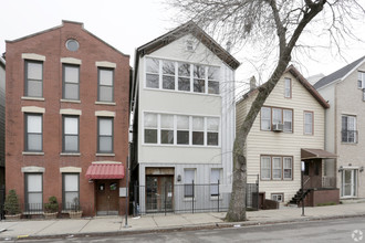 1239 W Ohio St in Chicago, IL - Foto de edificio - Building Photo