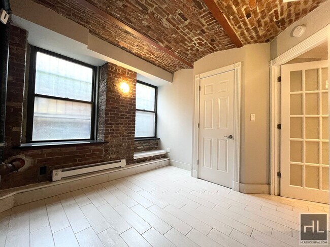 property at 336 E 18th St