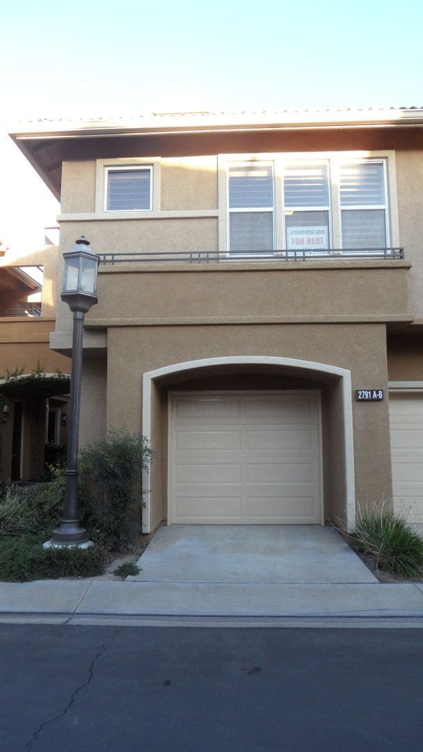 2791 N Blackburn Dr in Orange, CA - Building Photo - Building Photo