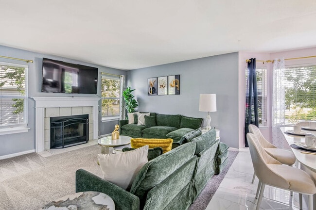 784 Long Island Cir in Loves Park, IL - Building Photo - Building Photo
