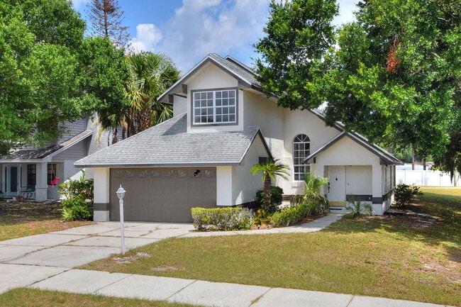 property at 802 Arietta Cir N