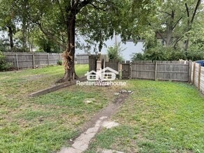 227 E Marceau St in St. Louis, MO - Building Photo - Building Photo