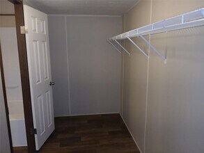7070 FM1115 in Flatonia, TX - Building Photo - Building Photo