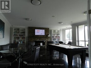 353 Commissioners Rd W in London, ON - Building Photo - Building Photo