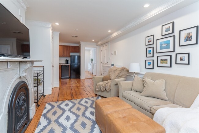 94 Appleton St, Unit 2 in Boston, MA - Foto de edificio - Building Photo