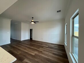 109 Nandina Dr in Scott, LA - Building Photo - Building Photo