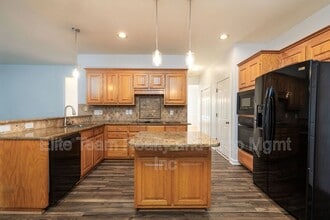 5283 Downing Creek Dr in Charlotte, NC - Building Photo - Building Photo
