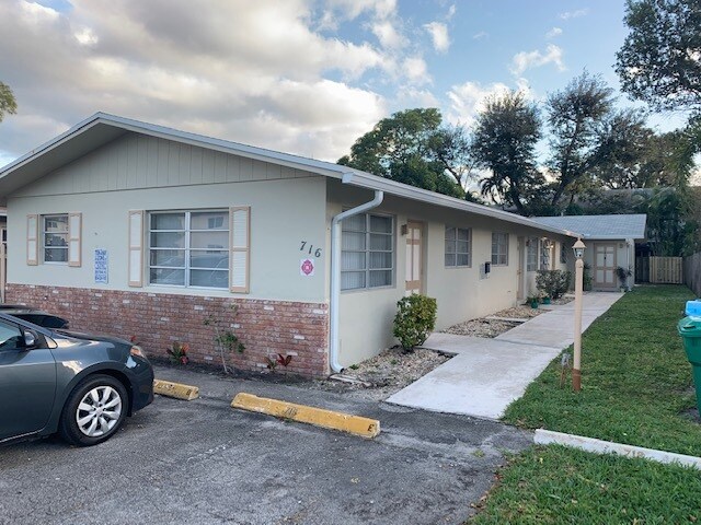 716 SE 16th St in Fort Lauderdale, FL - Building Photo