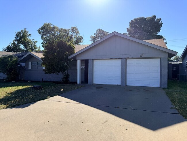 3808 Boulder Ave in Odessa, TX - Building Photo - Building Photo