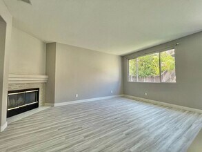 975 Manteca Dr in Oceanside, CA - Building Photo - Building Photo