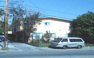6729 Fulton Ave in Van Nuys, CA - Building Photo