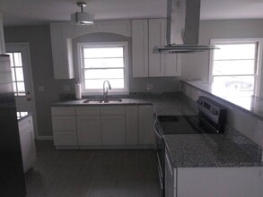 1004 Bate Ave in Nashville, TN - Building Photo - Building Photo