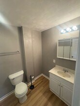 1605 W Ayres Ave in Peoria, IL - Foto de edificio - Building Photo