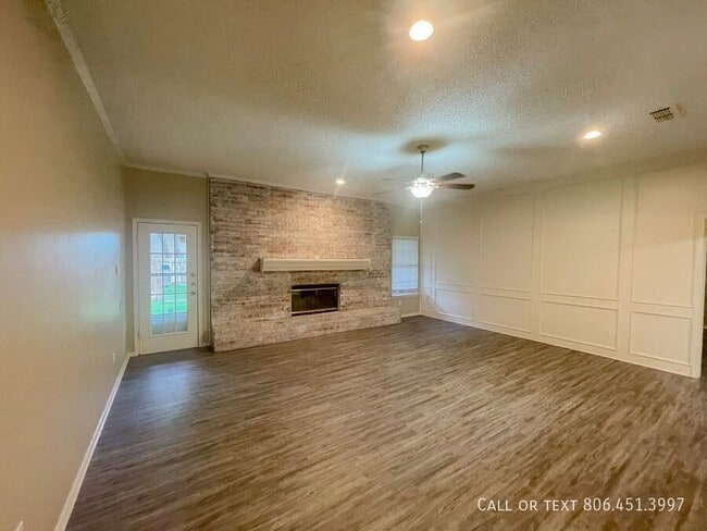 5609 86th St in Lubbock, TX - Foto de edificio - Building Photo