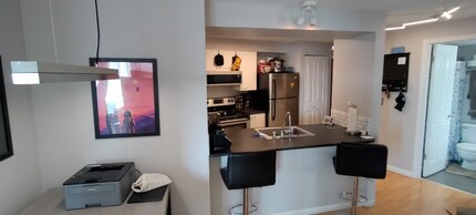 530 Melrose Ave E in Seattle, WA - Building Photo - Building Photo