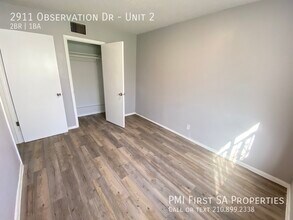 2911 Observation Dr, Unit Unit 2 in San Antonio, TX - Building Photo - Building Photo