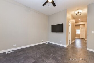 3501 W Le Moyne St in Chicago, IL - Building Photo - Building Photo