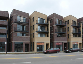 2816 W Chicago Ave in Chicago, IL - Building Photo - Building Photo