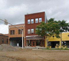 119 E Kalamazoo St in Lansing, MI - Building Photo