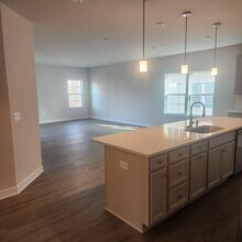 211 Woodland Rd in Williamsburg, VA - Building Photo - Building Photo