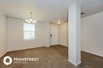 2924 Rising Crest Dr in Lancaster, TX - Building Photo - Building Photo