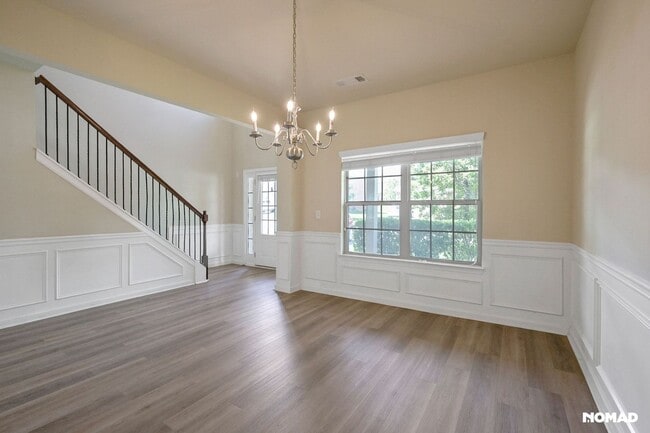 813 Golden Isles Dr in Loganville, GA - Building Photo - Building Photo