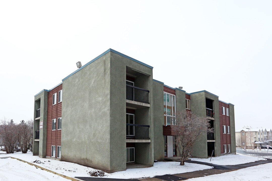 Riverview Village ABC Blocks in Calgary, AB - Building Photo