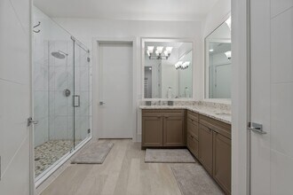 15260 TX-105 in Montgomery, TX - Building Photo - Building Photo