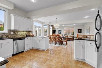 206 Ambleside Dr in London, ON - Building Photo - Building Photo