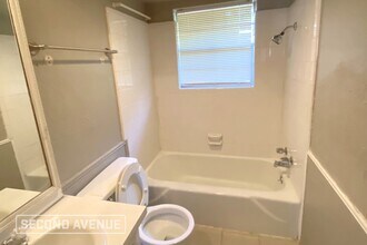 1205 NW 105th St in Oklahoma City, OK - Building Photo - Building Photo