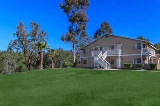 Creekside Meadows in Alpine, CA - Building Photo - Building Photo