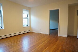 165 Beacon St, Unit 01-164 in Boston, MA - Building Photo - Building Photo