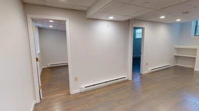 65 Park Dr, Unit 77-D in Boston, MA - Building Photo - Building Photo