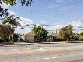 Bundy Drive Apartments in Los Angeles, CA - Building Photo