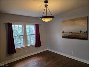 3557 Lynnfield Rd in Shaker Heights, OH - Building Photo - Building Photo