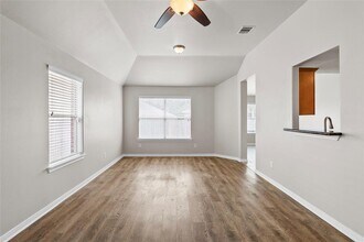 314 Broken Pine Ct in Conroe, TX - Building Photo - Building Photo
