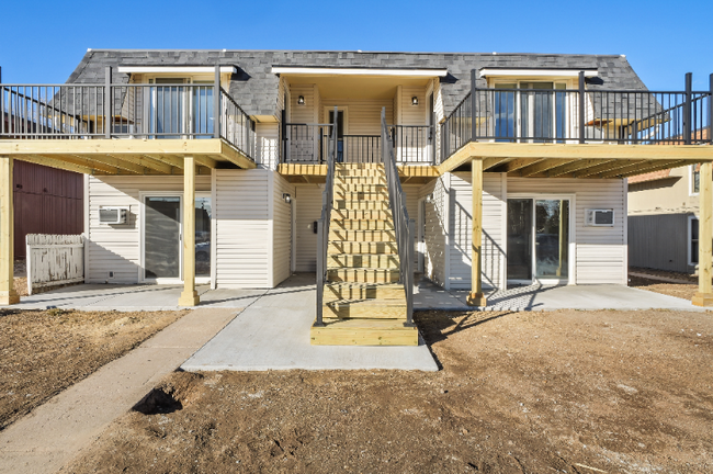 2406 Pattison Ave
