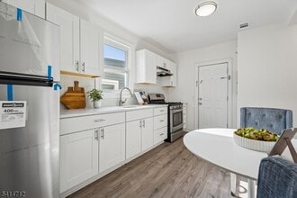 9 Wheeler St in Montclair, NJ - Building Photo - Building Photo