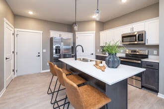 Capital Lofts in St. Peter, MN - Foto de edificio - Interior Photo