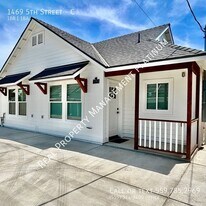 1469 5th St in Clovis, CA - Building Photo