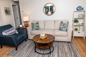 1433 NE 23rd St in Wilton Manors, FL - Building Photo - Building Photo