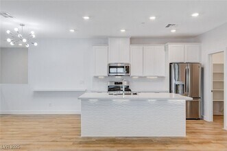 237 Callen Falls Ave in Henderson, NV - Building Photo - Building Photo