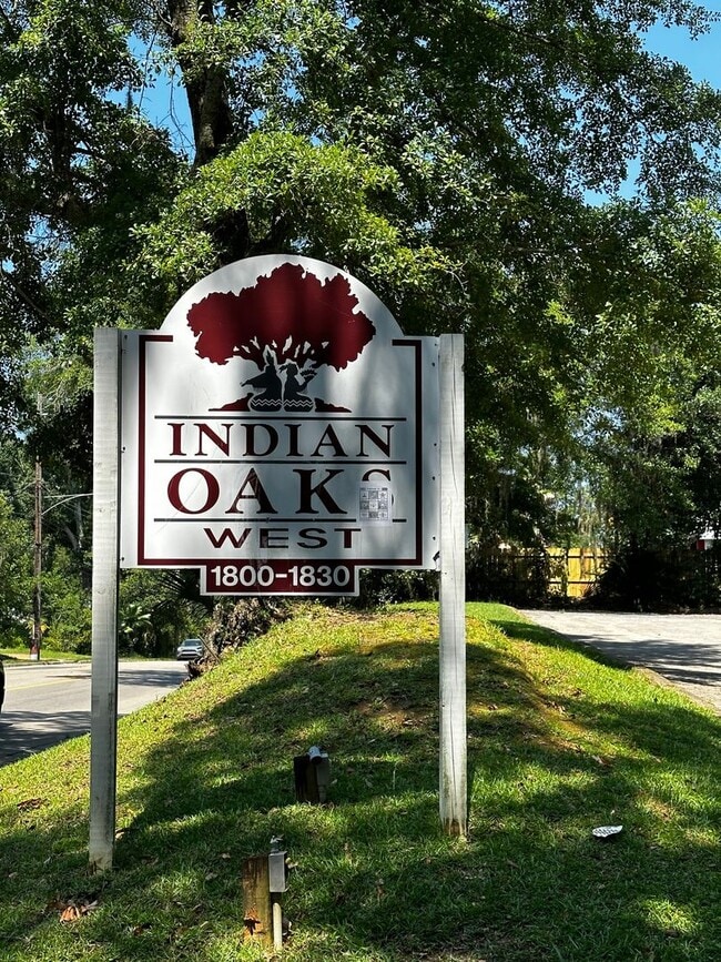 1828 Jackson Bluff Rd in Tallahassee, FL - Building Photo - Building Photo