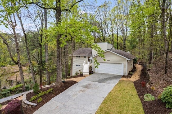 435 Little Pines Ct in Roswell, GA - Building Photo - Building Photo
